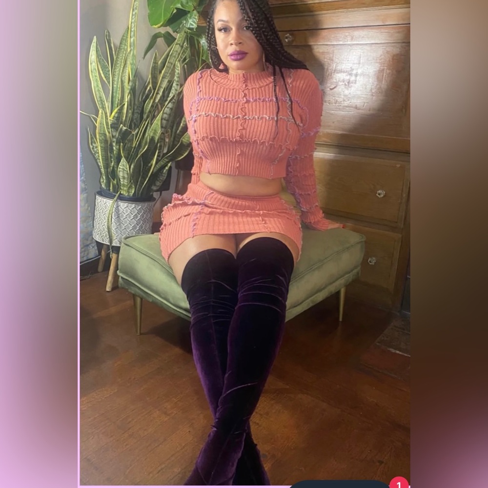 Two piece skirt set